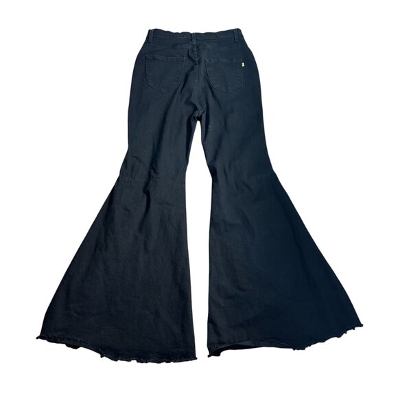 Stylish Black Flared Women's Jeans - Picture 2 of 12